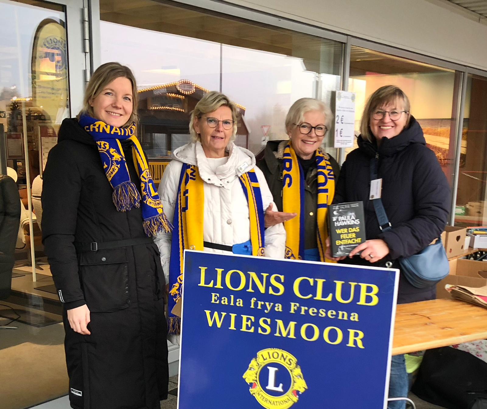 Gruppenfoto Büchermarkt